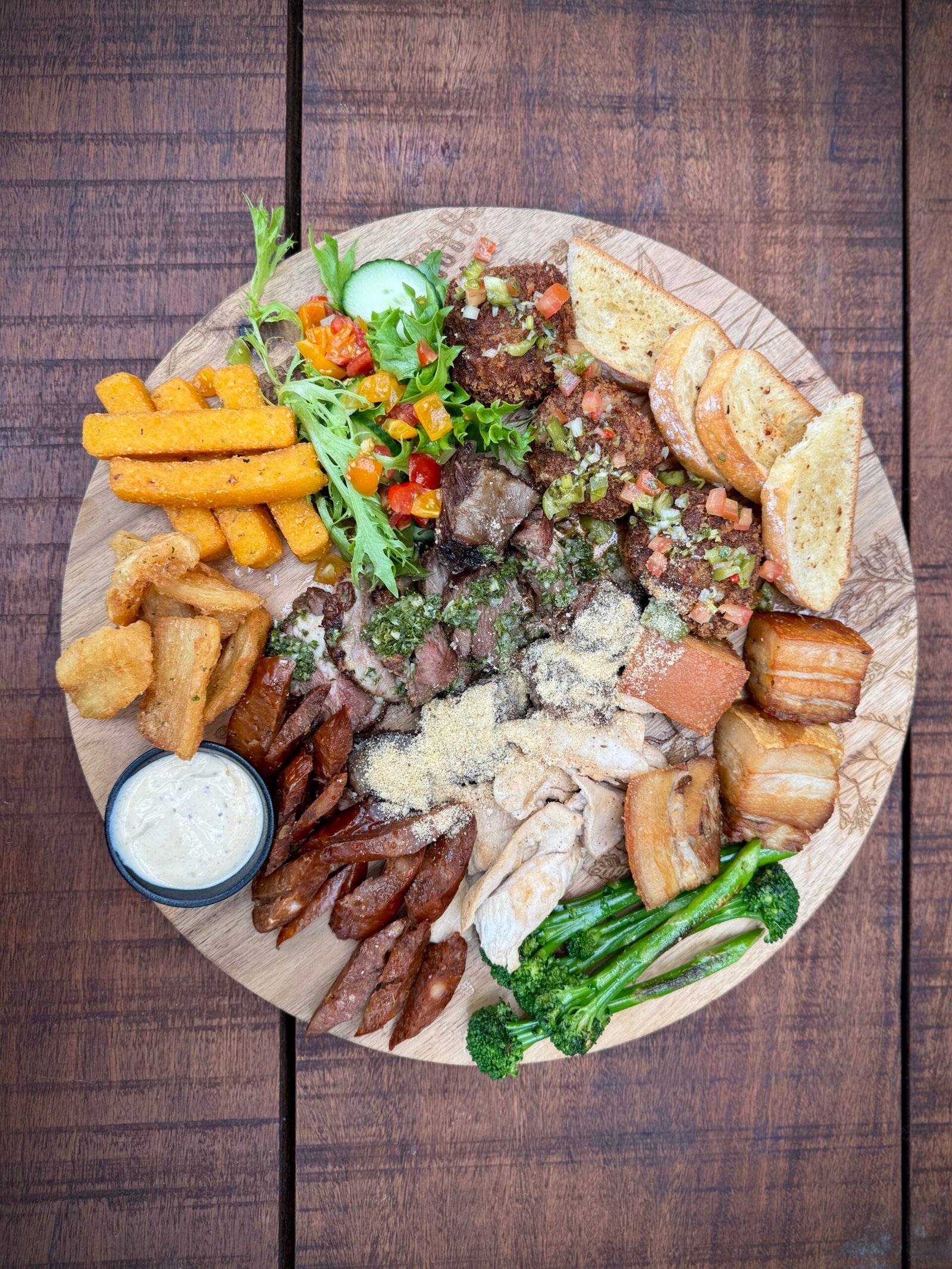 Wood Platter Experience with views over Maungakiekie Golf Course
